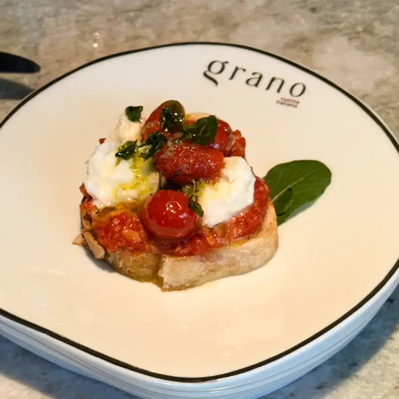 Bruschetta Caprese