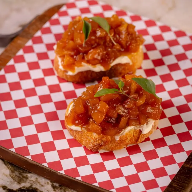 Bruschetta de Pera Assada